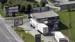mercator maxen bencinski servisi prodaja ljubljana slovenija gospodarstvo