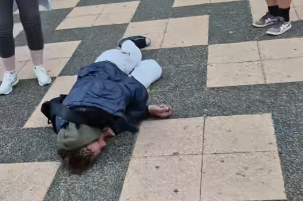 Grozljivi posnetki iz Maribora, ki smo jih bili do zdaj vajeni le iz Amerike: to tudi pri nas postaja realnost (VIDEO) (foto: Facebook/Milan Kumpuš/posnetek zaslona)