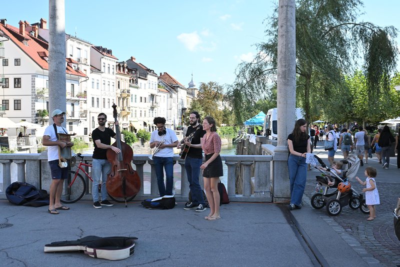 Ljubljana Cevljarski most glasba ulicni glasbeniki