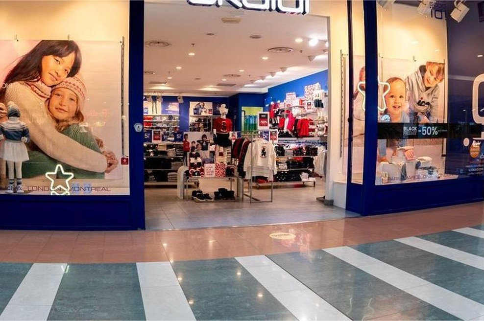 Priljubljena trgovina v Ljubljani zapira vrata: kupce čakajo veliki popusti (foto: Profimedia)