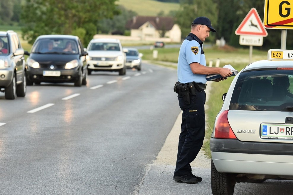 Povečane kontrole, opozorila in kazni: to vas čaka v tednu mobilnosti (foto: Tamino Petelinšek/STA)