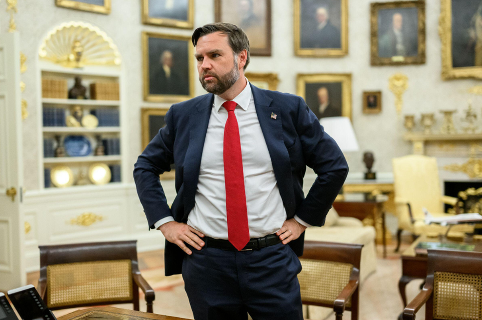 Ameriški podpredsednik za umor Charlieja Kirka obtožil skrajno levičarsko gibanje: "Vso jezo bomo usmerili v ... " (foto: Profimedia)