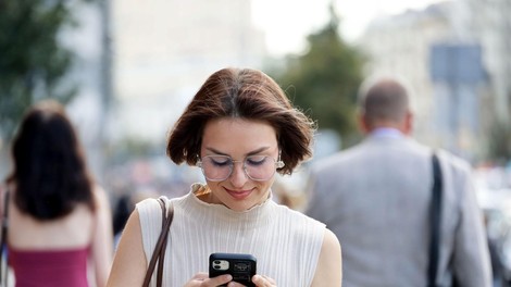 Pripravite mobilne telefone! Slovenija bo testirala sistem SI-ALARM za hitro obveščanje v primeru nesreč in drugih nevarnosti