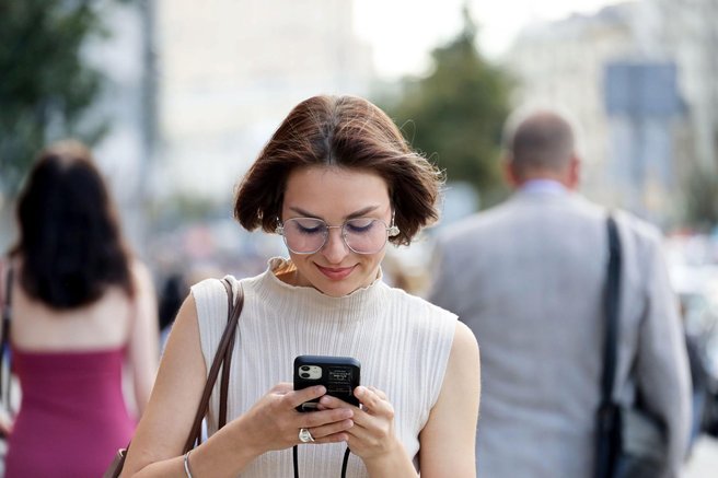 Pripravite mobilne telefone! Slovenija bo testirala sistem SI-ALARM za hitro obveščanje v primeru nesreč in drugih nevarnosti