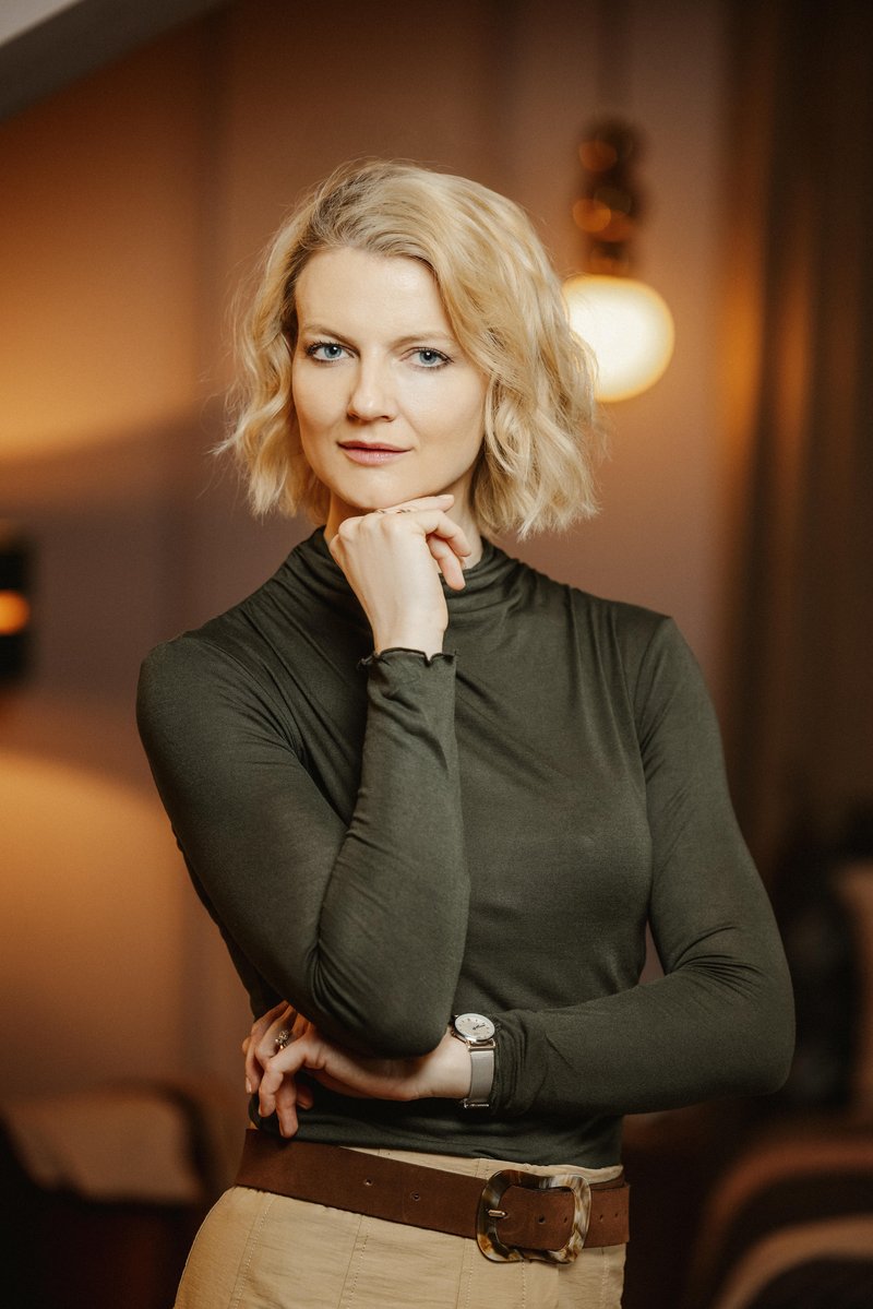 Nemirna kri serija POP TV Alenka Kraigher