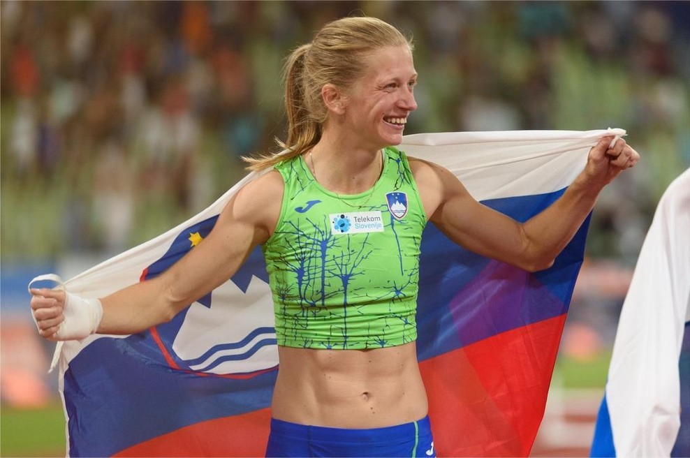 Zgodovinski uspeh za Slovenijo! Tina Šutej na svetovnem prvenstvu osvojila bronasto medaljo (foto: Profimedia)