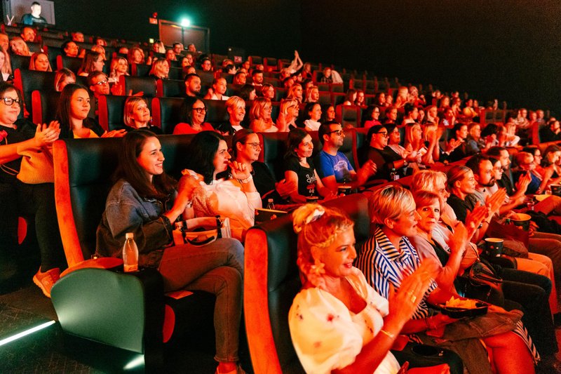 film premiera Damski večer Odiseja Klemen Slakonja
