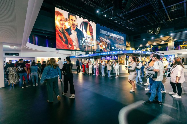 odiseja damski večer film premiera