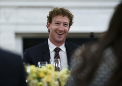 Mark Zuckerberg obljublja revolucijo: bodo pametna očala naslednji pametni telefon?