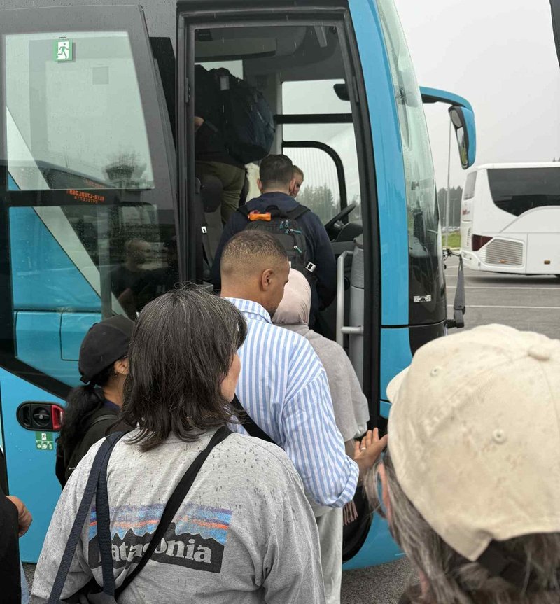 letalisce Joze Pucnik potniki avtobus Arriva