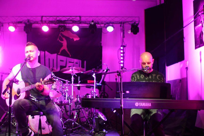 Vatra skupina album Doživotno nova turneja