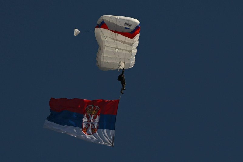 Srbija, vojaška parada
