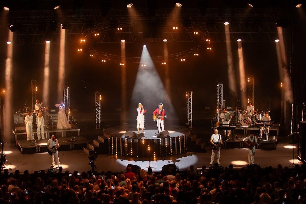 Skupina Flirrt koncert Križanke