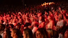 Skupina Flirrt koncert Križanke