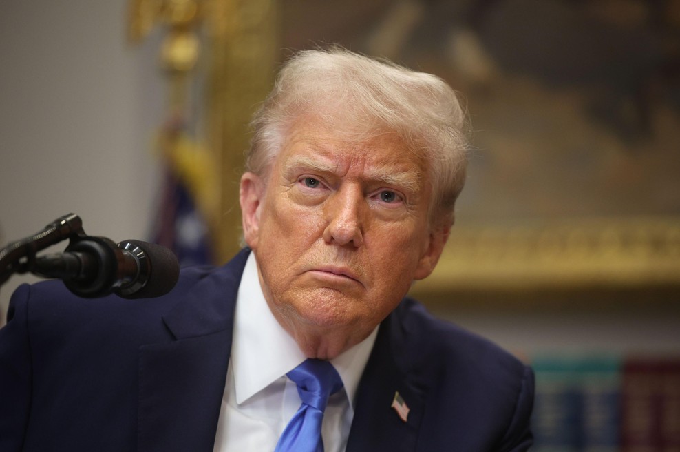 Donald Trump uresničil grožnjo, ki jo je izrekel po umoru desničarskega aktivista Charlieja Kirka (foto: Profimedia)