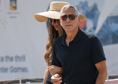 Skoraj nihče ne verjame, da je to sestra Georgea Clooneyja, kličejo pa jo takole …