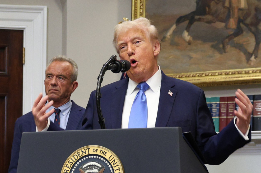 Donald Trump svari nosečnice pred zdravilom brez recepta, ki ga množično uporabljamo tudi pri nas (foto: Profimedia)
