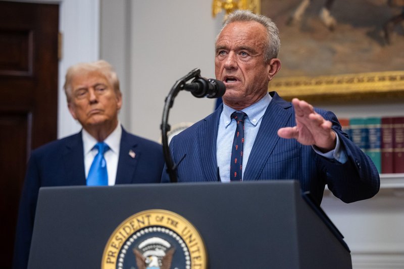 Tylenol, Donald Trump, Robert Kennedy