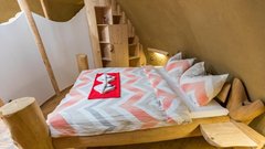 Zemljanka hiska hobiti