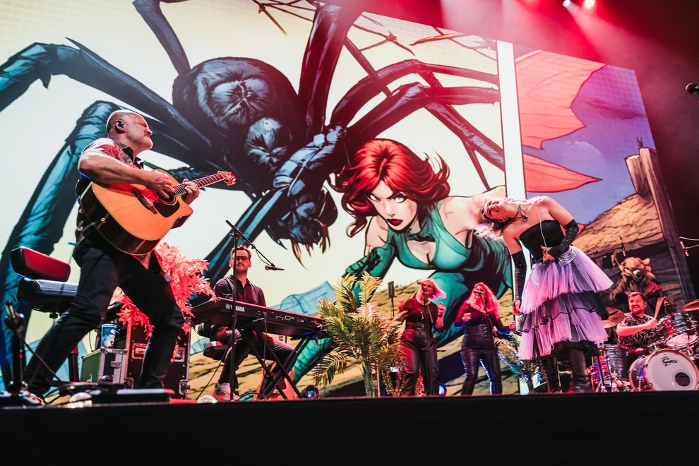 Tabu koncert led live odiseja
