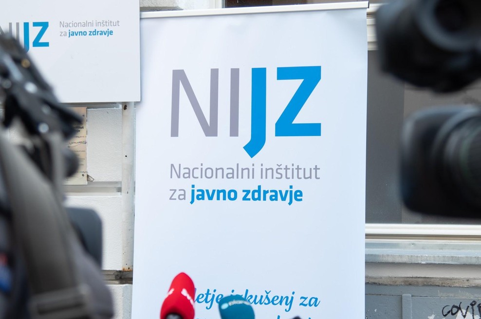Nevidna nevarnost: kako nove psihoaktivne snovi spreminjajo trg in življenje (foto: Matic Hrabar/STA)