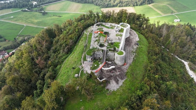 Ideja za izlet: Tolmin razkriva skrivnosti obnovljenega gradu