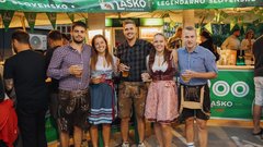 Franci na balanci lokal žurka