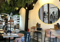 Znana kavarna zdaj osvaja še center Ljubljane, turisti jo obiskujejo kot po tekočem traku (FOTO)