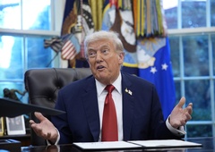 Donald Trump z oktobrom napovedal kar 100-odstotne carine, ki bodo prizadele nekatera evropska podjetja
