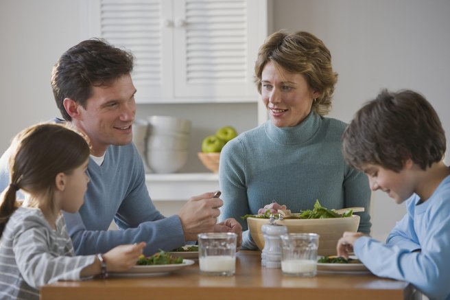 Raziskava: koliko hrane in denarja izgubimo vsak mesec