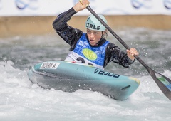 Nov izjemen uspeh slovenskih športnikov: Ajda Novak na svetovnem prvenstvu že prvi dan osvojila stopničke