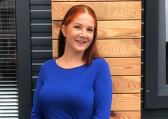 Znana slovenska novinarka o odnosih: "Danes je težje, saj so pritiski iz okolja neprimerljivi tistim izpred nekaj desetletij"
