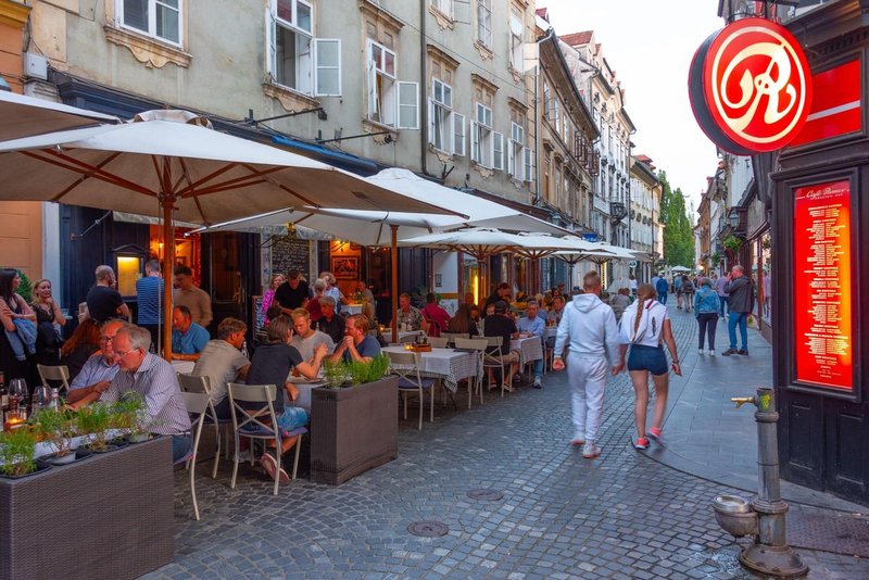 Stara Ljubljana restavracije turisti