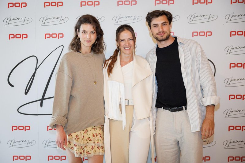 Nina Pušlar pesem Nemirna kri serija pop tv
