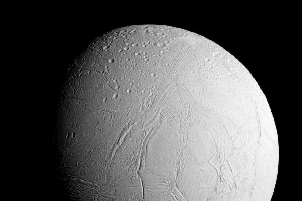 Ni več samo teorija: znanstveniki našli nekaj presenetljivega v oceanu na Saturnovi luni (foto: NASA/JPL)