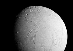 Ni več samo teorija: znanstveniki našli nekaj presenetljivega v oceanu na Saturnovi luni