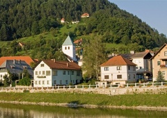 Hrvati so se zaljubili v malo slovensko mesto, ki je znano predvsem po eni stvari: "Škoda bi bilo priti sem in ne poskusiti ... "