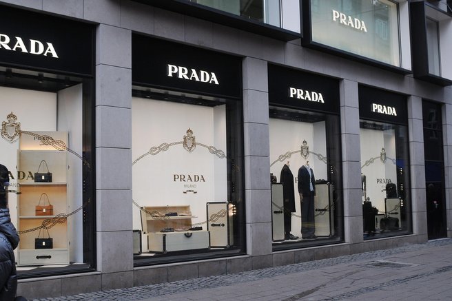 Konec ameriške ere: slavna modna hiša znova v italijanskih rokah