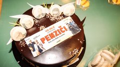 Premiera komedija Penziči