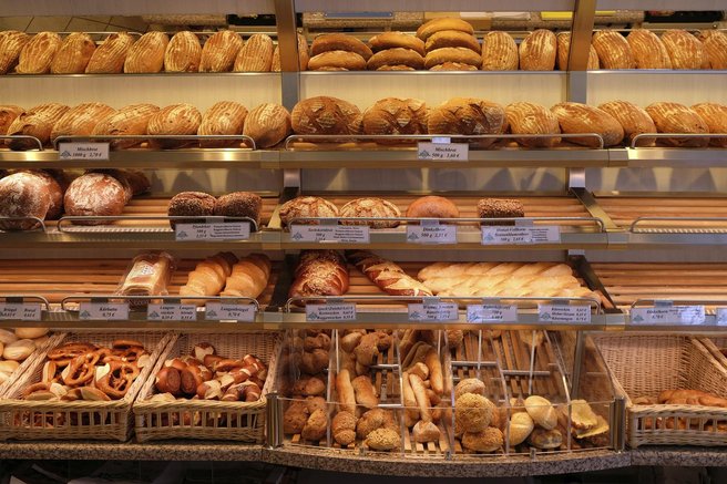 kruh peki trgovine lidl aldi leclerc vojna bageta francija