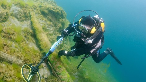 potapljac voda morje zaklad arheologija zgodovina florida odkritje