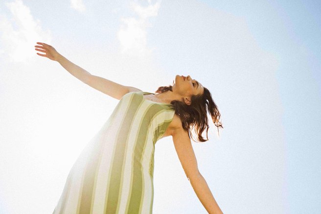 Veronika Strnad pevka singel Maske album Naslednja postaja