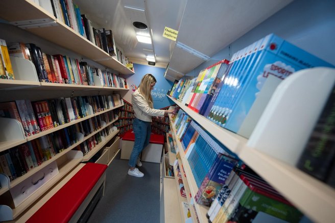 Letos prvič praznujemo dan, ko knjige pridejo k ljudem