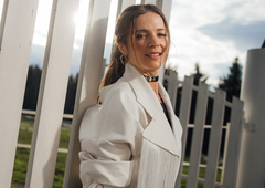 Nina Pušlar iskreno o snemanju novega videospota: "Vse skupaj me je spomnilo na prečudovito obdobje ..."