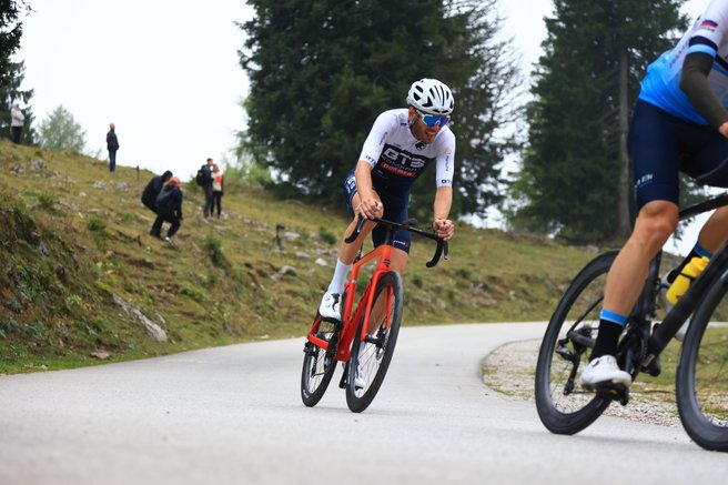Igralec, ki osvaja zaslone in klance: Robert Korošec navdušil na dirki Pogi Challenge