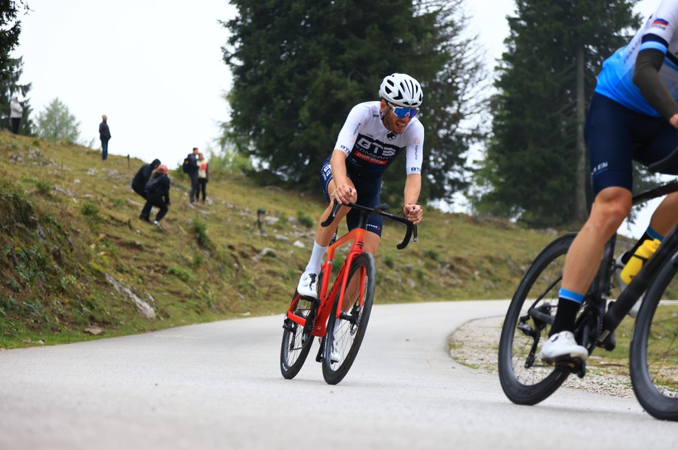 Igralec, ki osvaja zaslone in klance: Robert Korošec navdušil na dirki Pogi Challenge (foto: Huawei)