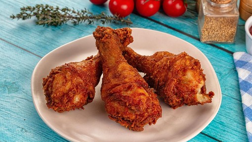 Vrhunski kuharji vedno dodajo to v drobtine: piščanec ostane hrustljav, skrivnost pa je v eni preprosti sestavini