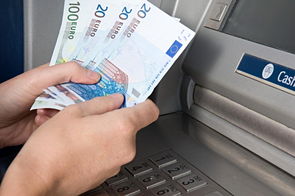 denar igre na sreco sreca horoskop astrologija zodiak oktober