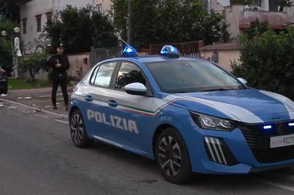 Pod avtomobilom znanega novinarja eksplodirala bomba, to je sledilo (foto: X/localteamit/posnetek zaslona)