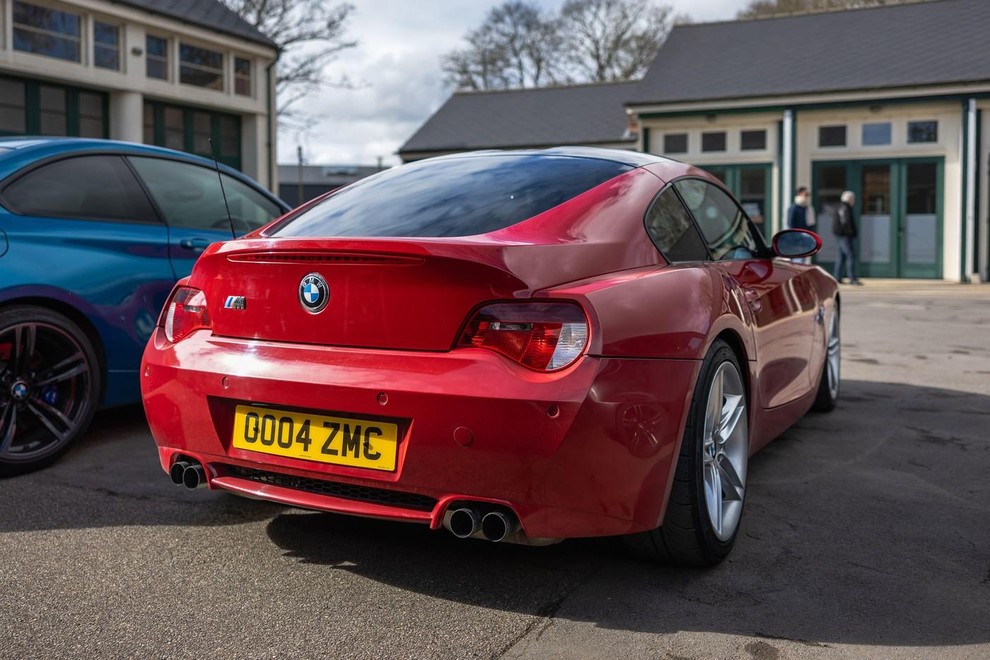 odcenjen zato, ker je živel v senci M3. A imel je enak motor, bolj uravnoteženo karoserijo in precej manjšo maso. …